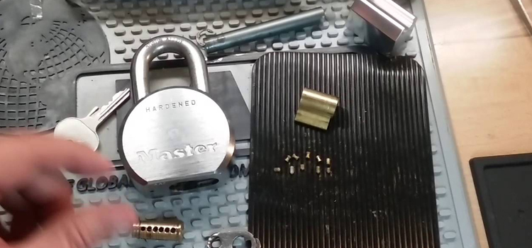 Rekey Master Lock in Redwood City